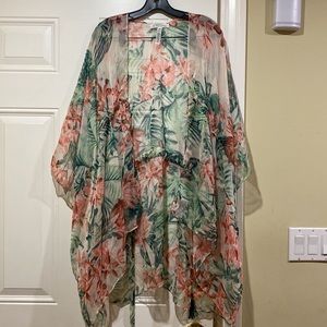 New BCBG Bcbgeneration tropical floral kimono cover up